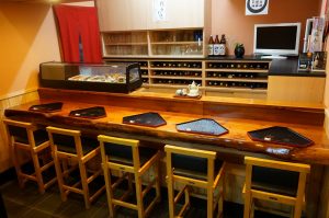 つけ台（カウンター席）