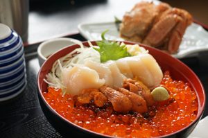 海鮮丼（うに、いくら、帆立）